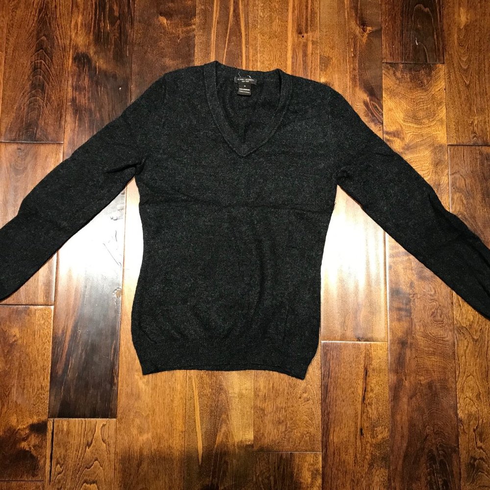 Henri Bendel Women's V-Neck Sweater Gray Cashmere
